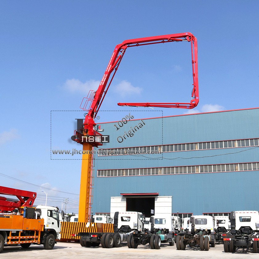 HG33 Lift Shaft Climbing Concrete Placing Boom