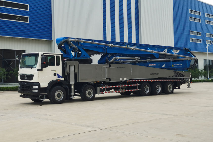 What should I do if the pump truck tire breaks down?
