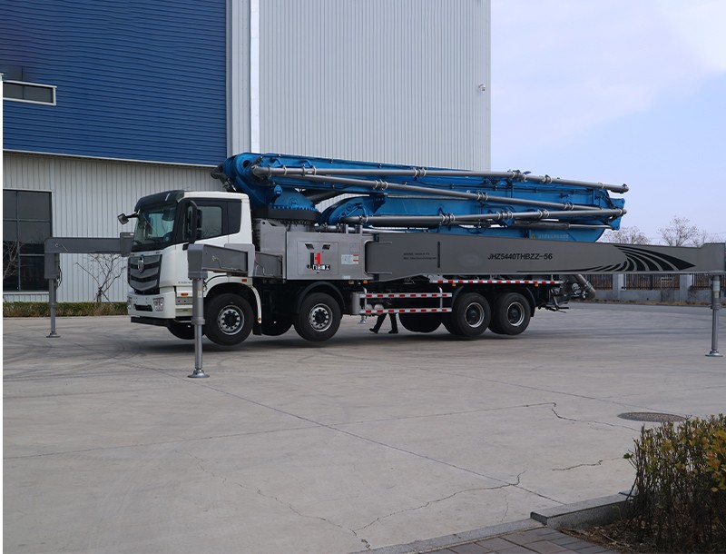 Used 56M concrete pump truck