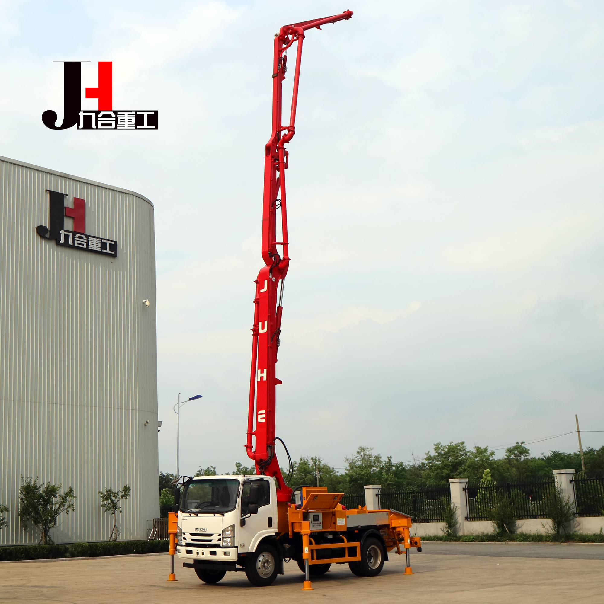3 Big Reasons Jiuhe 17m Concrete Pump Truck Stands Out