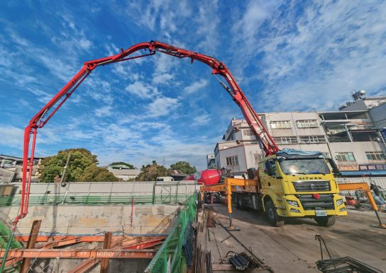 Safety Rules for Concrete Pump Truck Setup