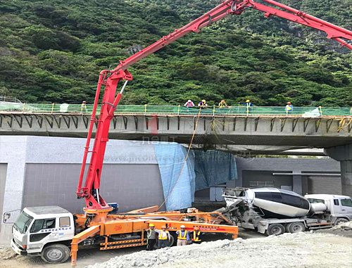 32m concrete pump truck in taiwan