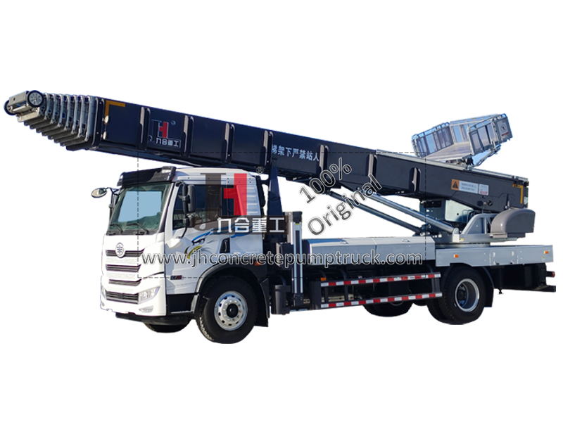 65M Ladder Lift Truck