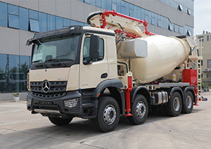 Maintenance of mixer truck in autumn
